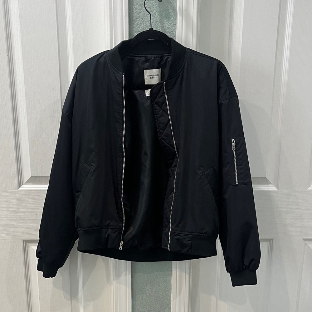 Abercrombie & Fitch Black Quilted-Lined Bomber Jacket
